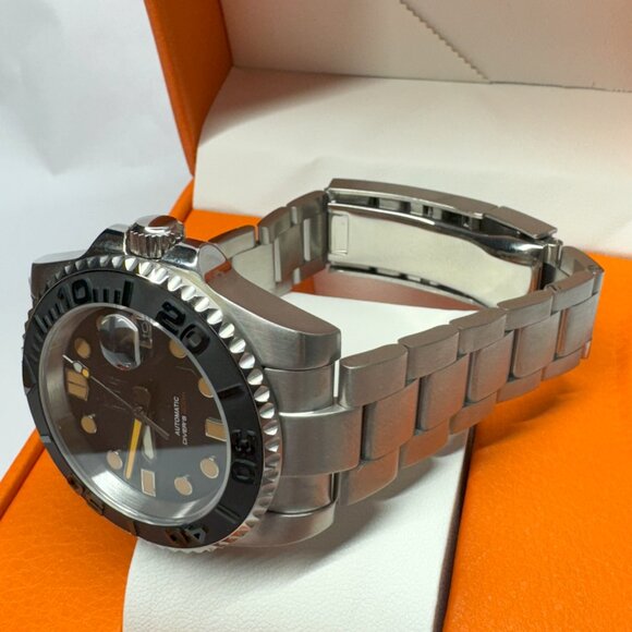 JP Shadow Diver – NH36A Automatic, Date, 200m, Ceramic Bezel, Glidelock Clasp - Picture 3 of 7